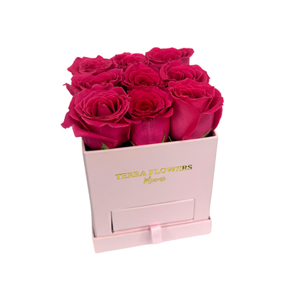 Signature Petite Hot Pink Roses Box